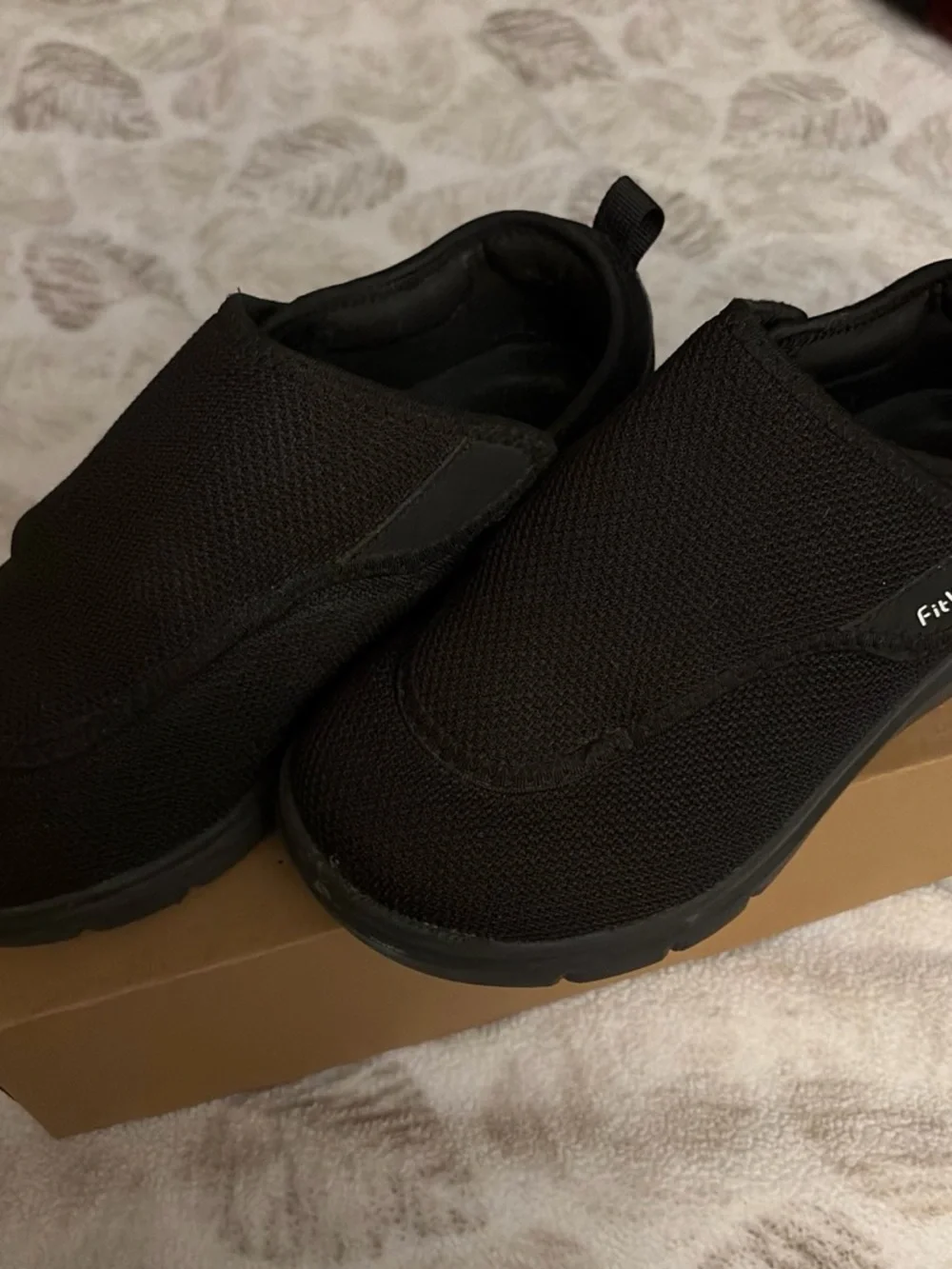 Fitville black slip